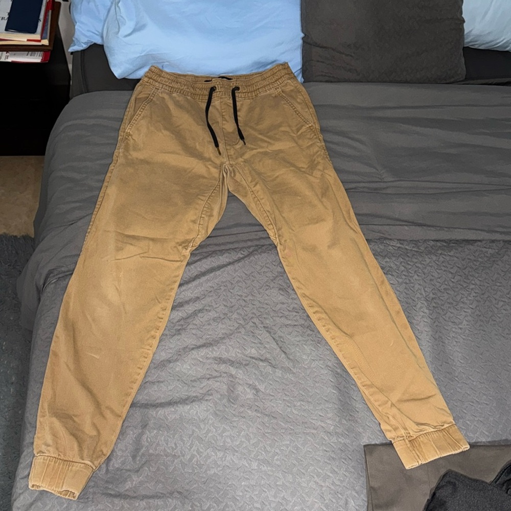I am selling Hollister Skinny Joggerss